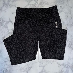 Gymshark Adapt Animal Seamless Leggings - Black- Large